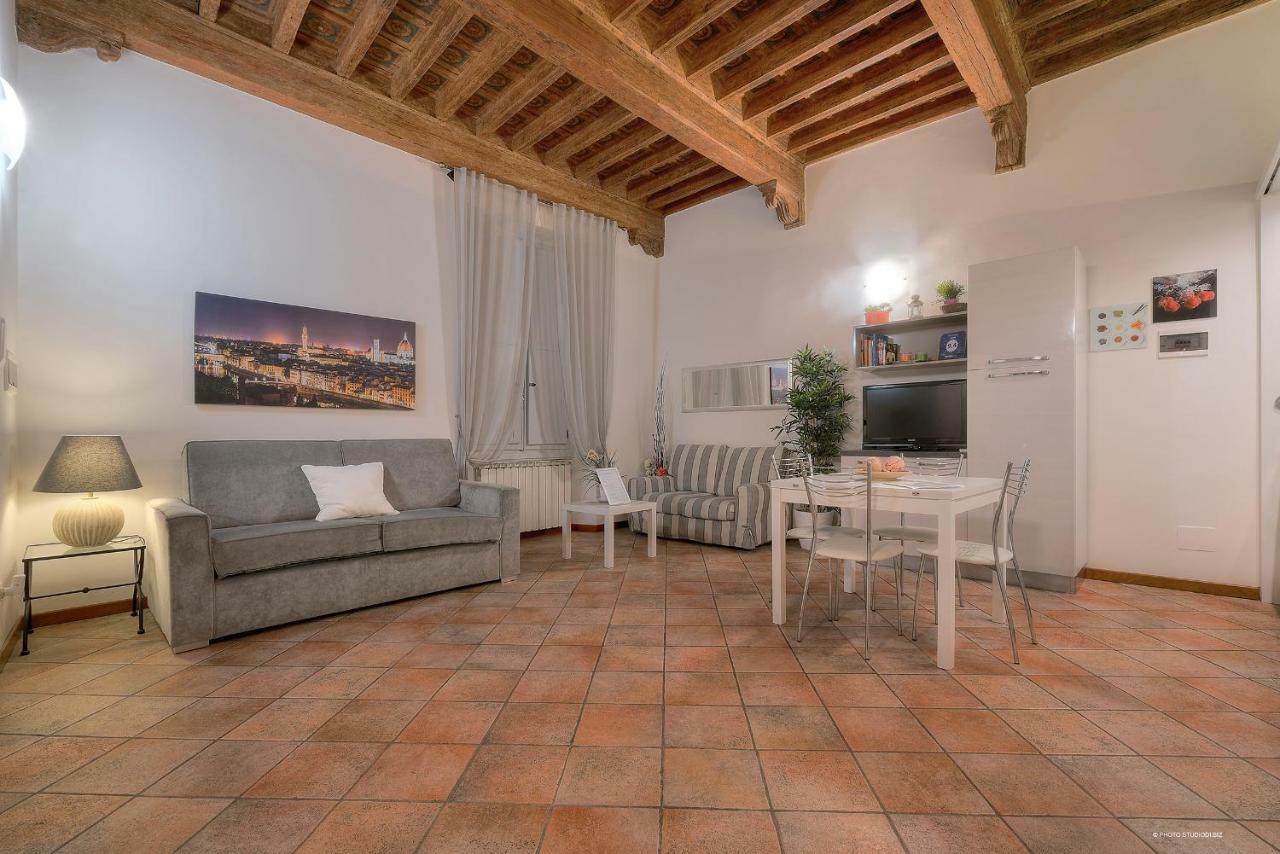 Wine Moscato Apartment