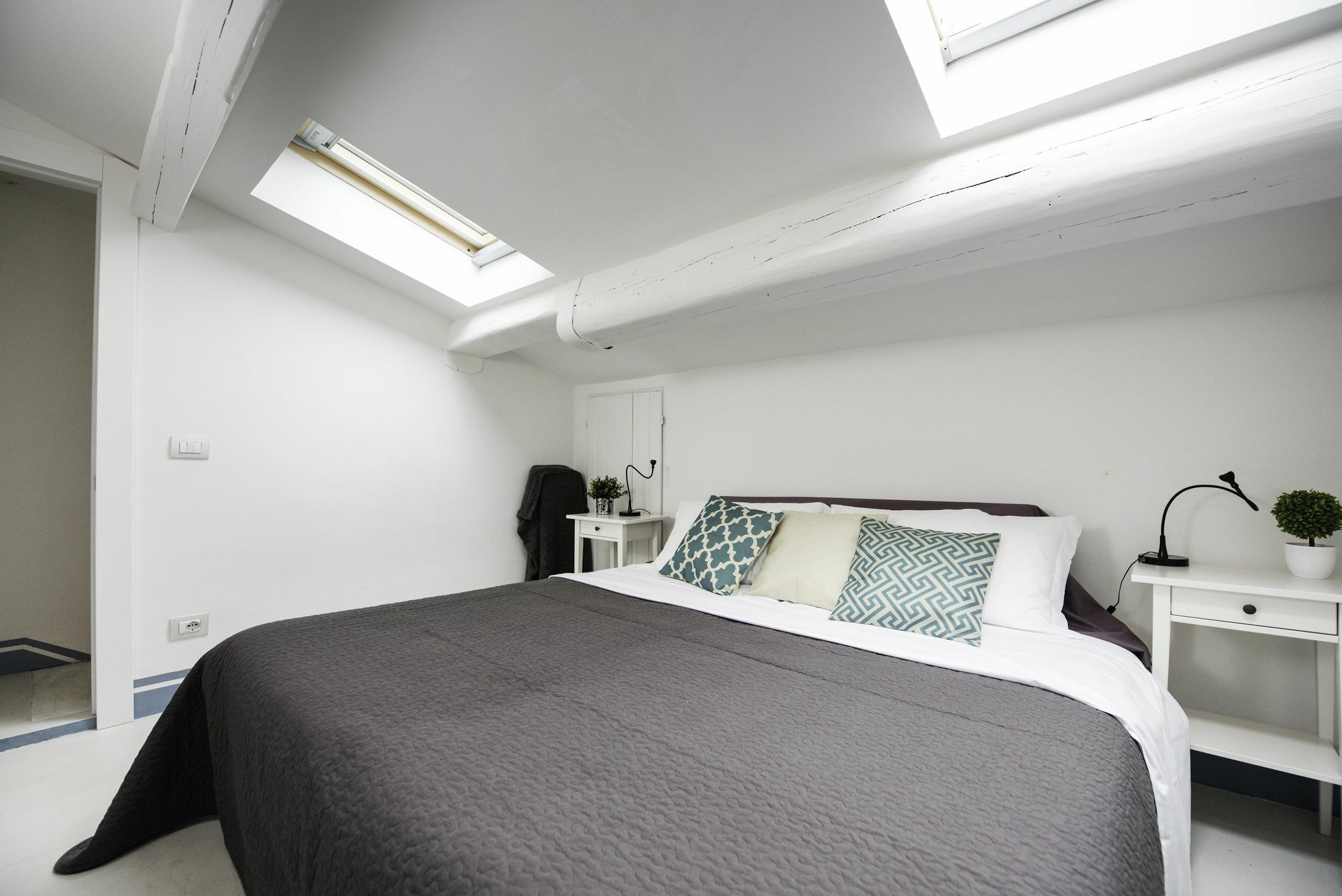 Apartment Faenza Florence