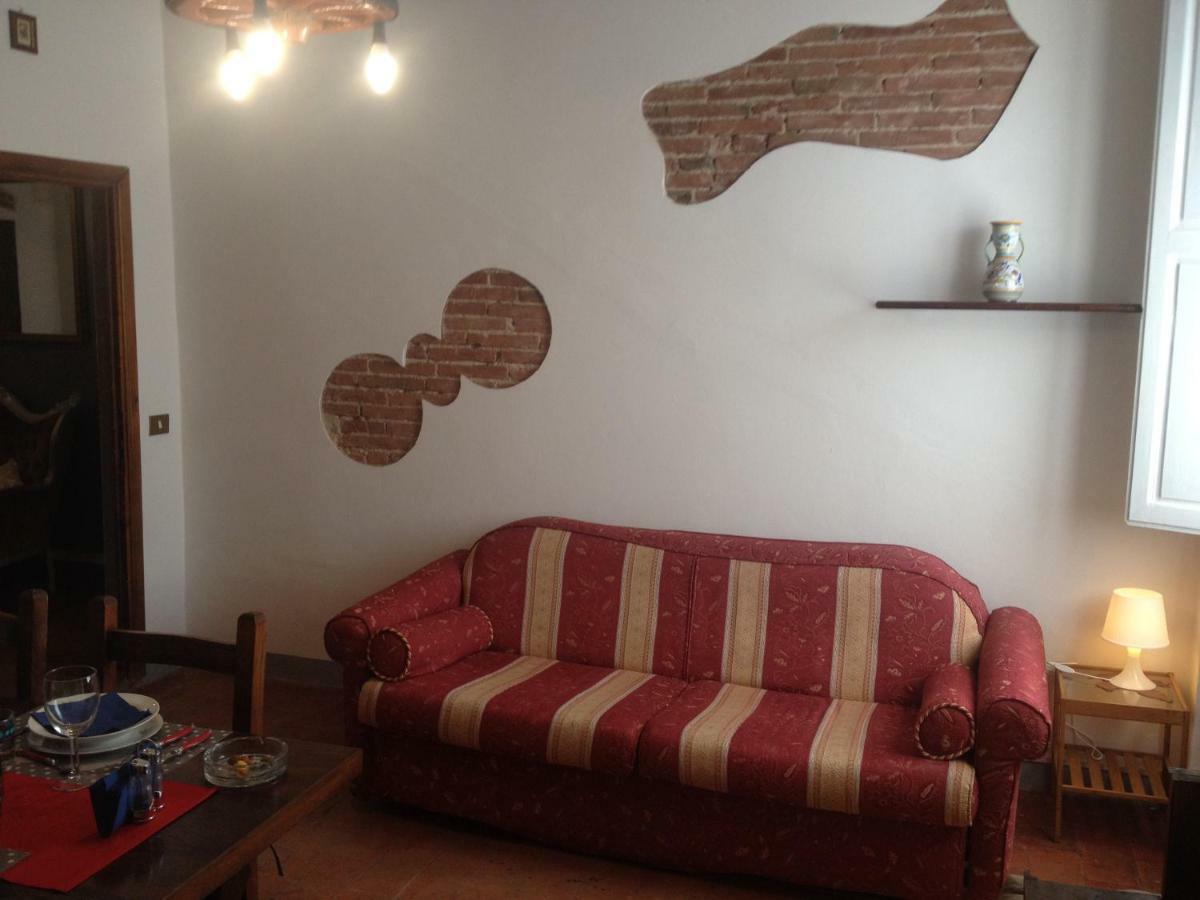 Bronzino Apartment