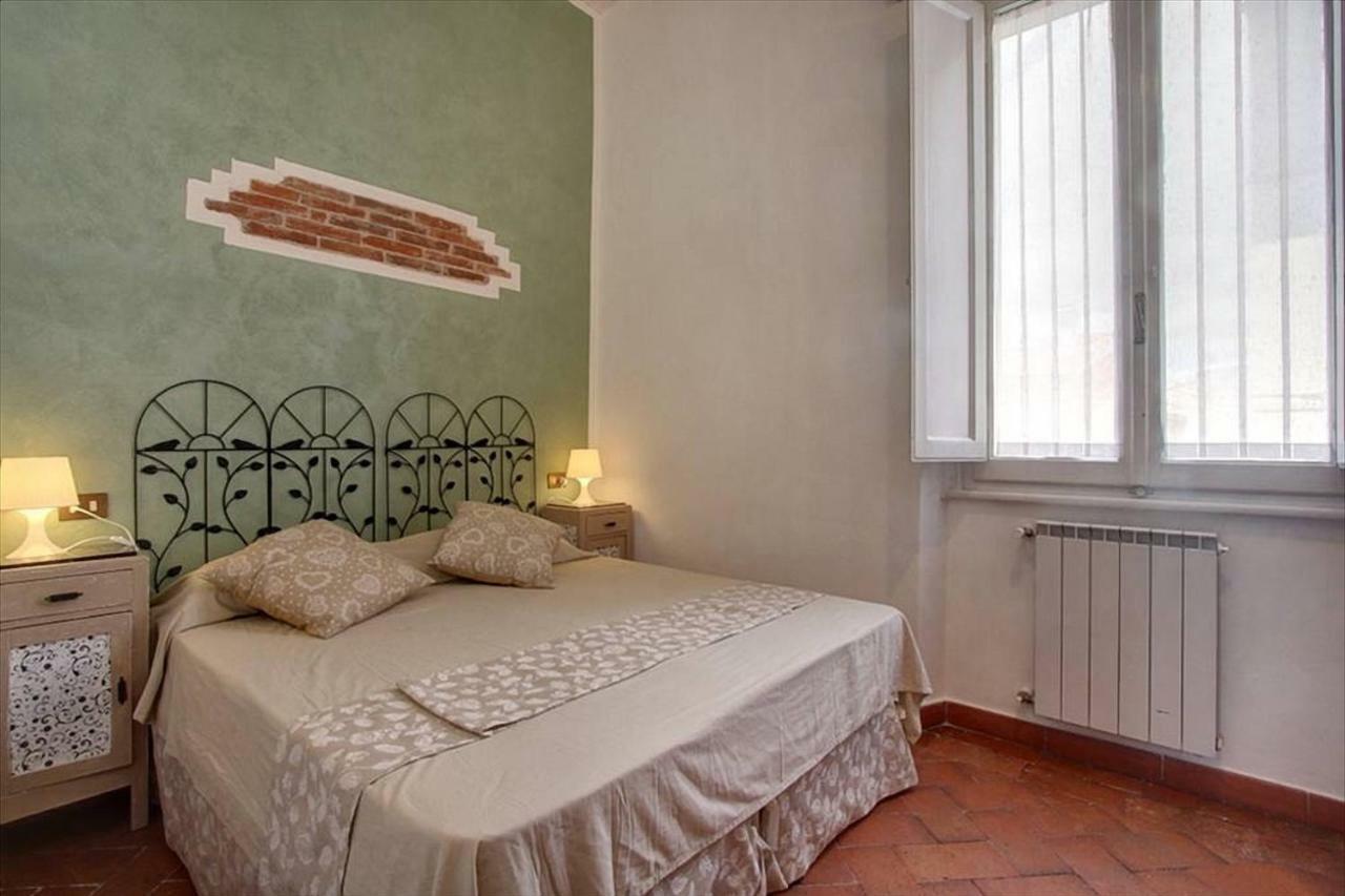 Bronzino Apartment