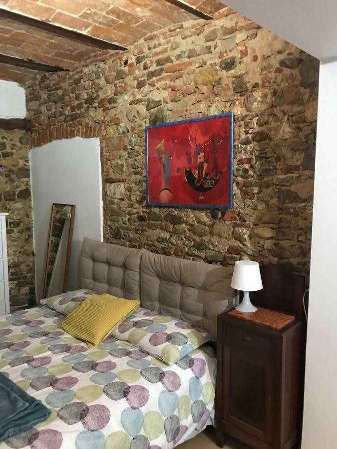 Le Rose Casa Della Ciri Apartment