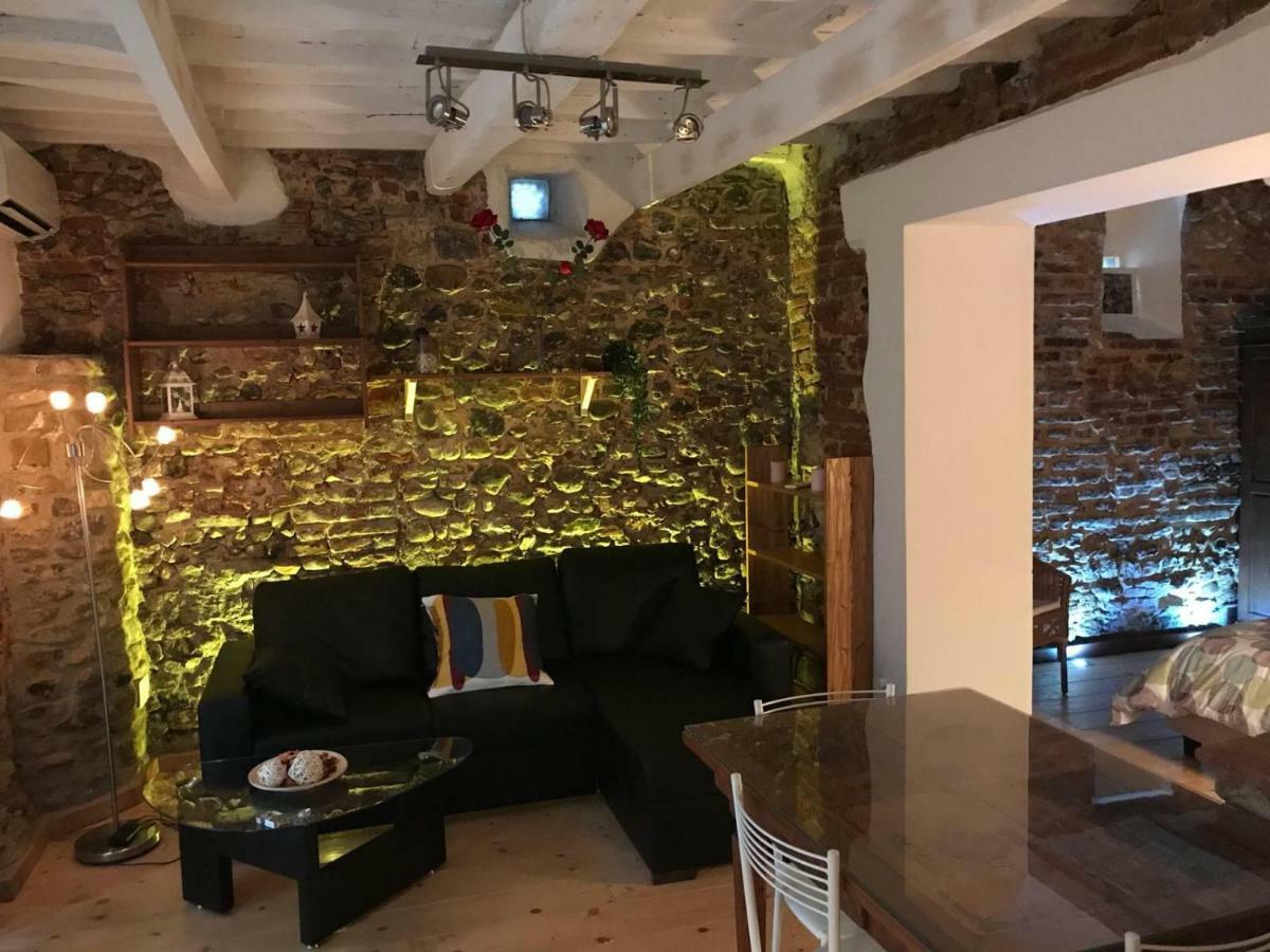 Le Rose Casa Della Ciri Apartment *