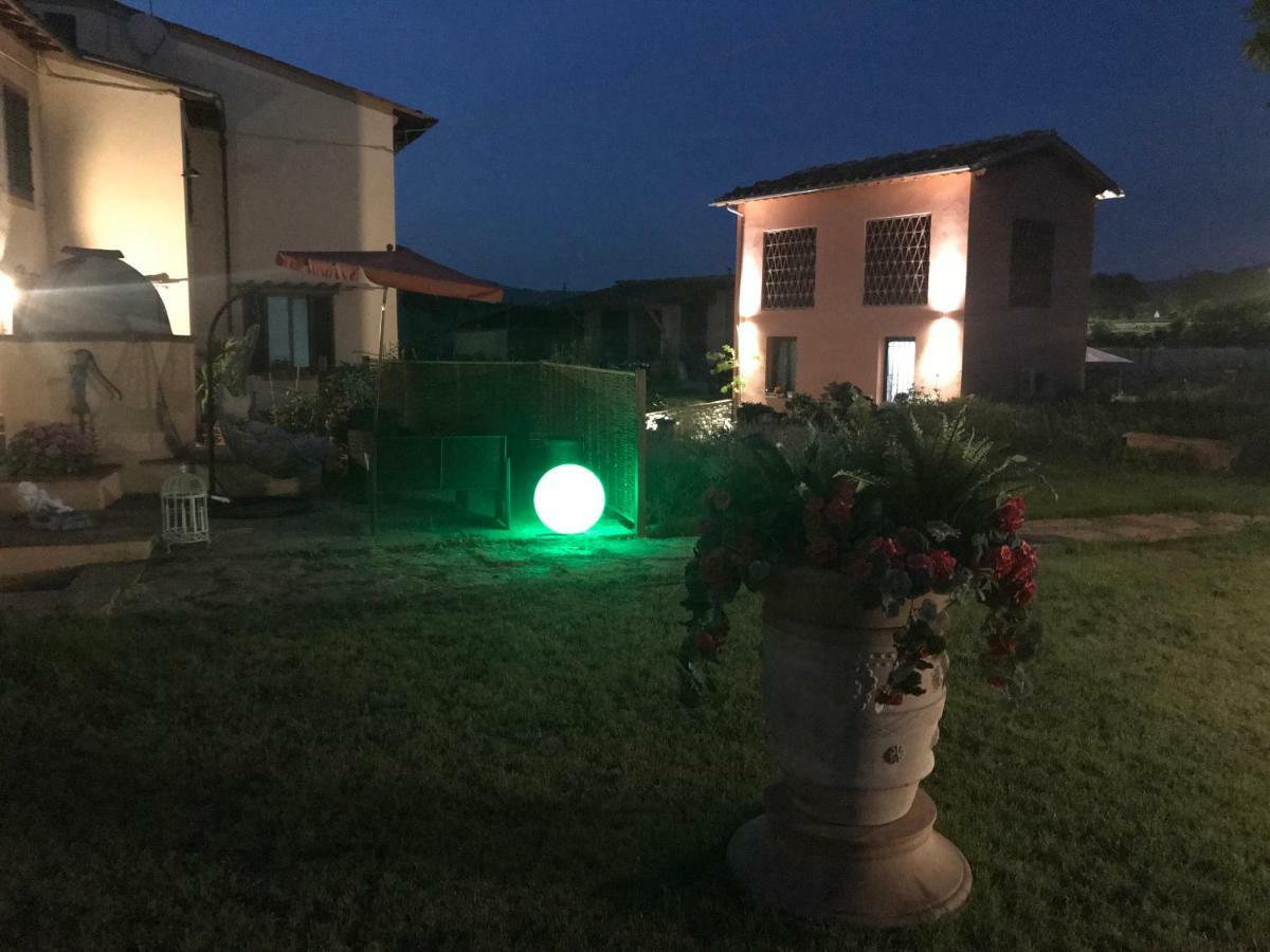 Le Rose Casa Della Ciri Apartment