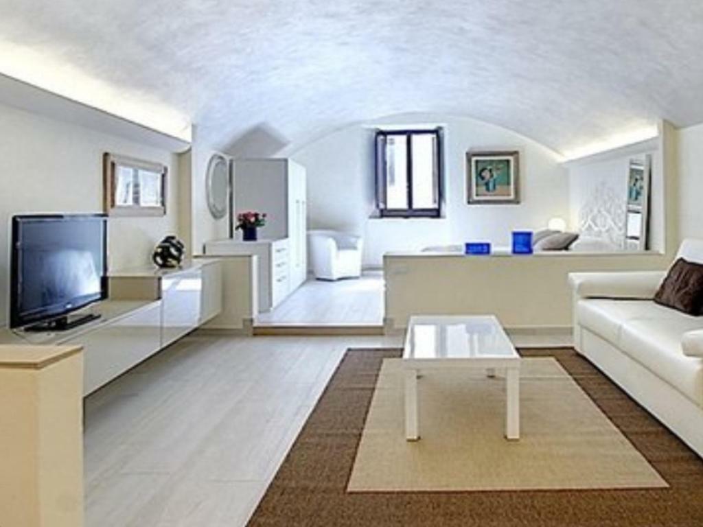 Romantic Loft In Santa Croce *