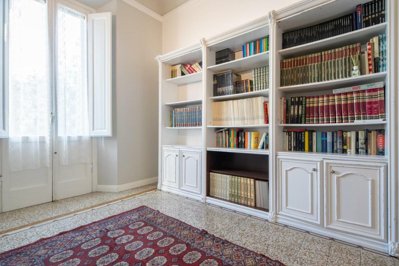 Santa Maria Novella 4 Bedrooms By Mmega Apartment Florence