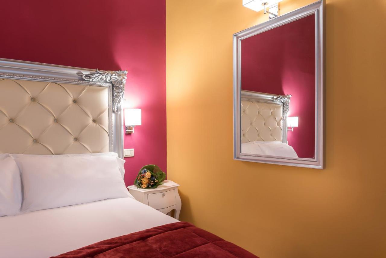 Residenza Conte Di Cavour & Rooftop 2* Florence