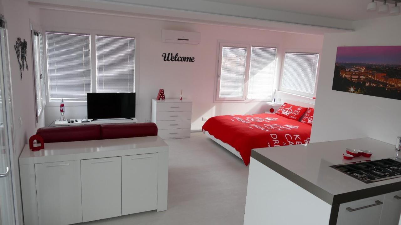 Open View To Apartment