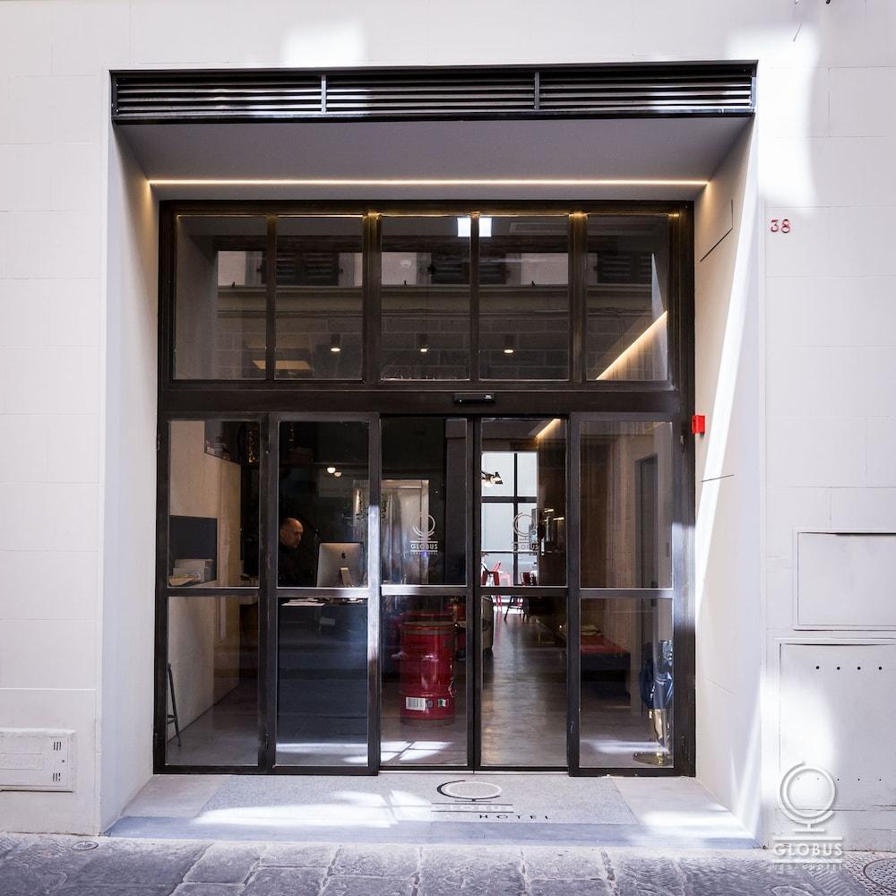 Globus Urban Hotel 4*