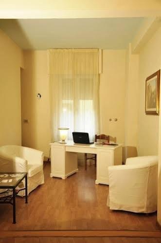 Hotel Por Santa Maria Florence