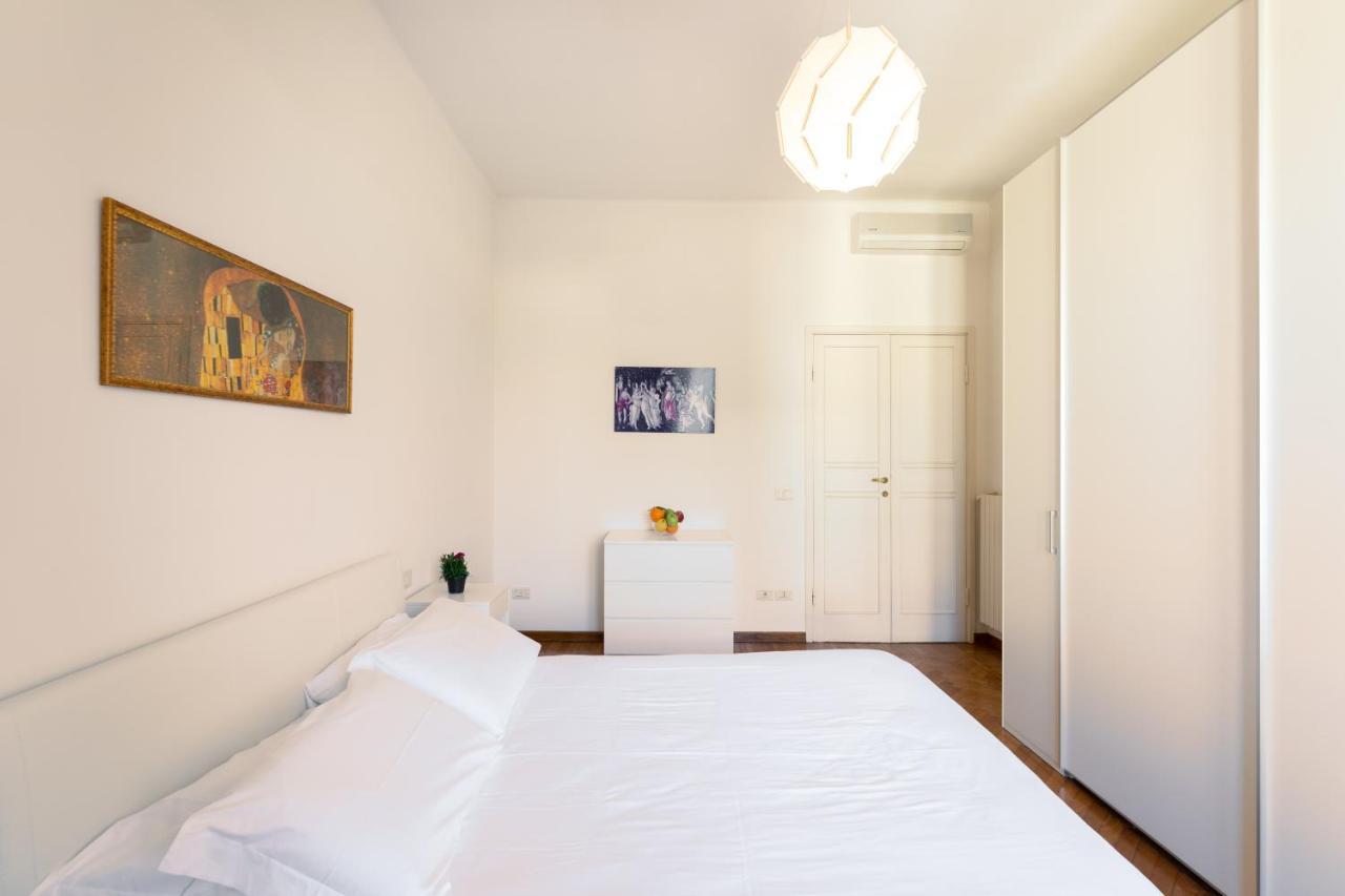 Roommo Artisti Apartment Florence