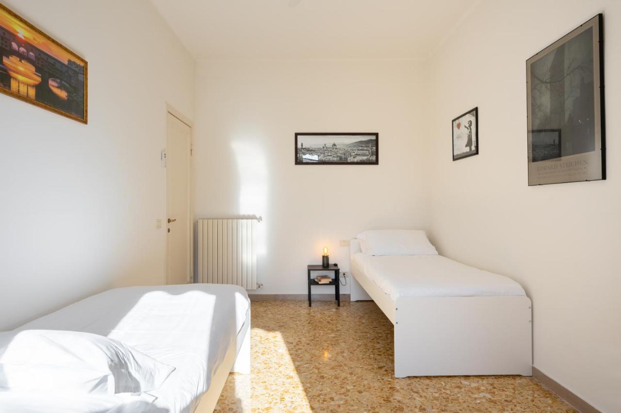 Apartment Roommo Artisti Florence